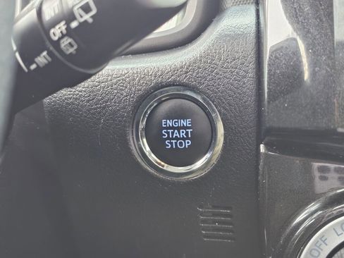 Used 2024 Toyota 4Runner TRD Off-Road Premium image 39