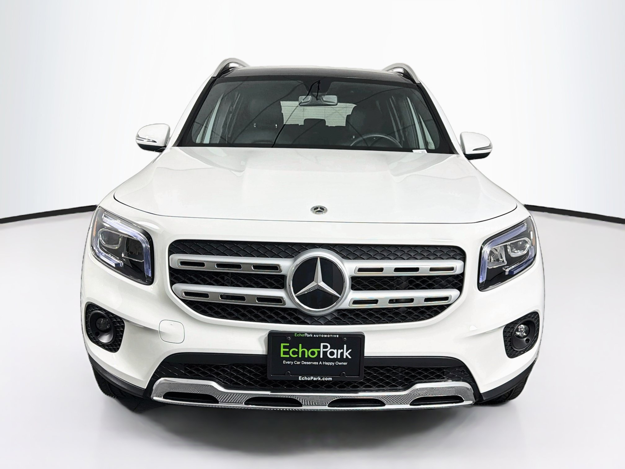Used 2022 Mercedes-Benz GLB 250 4MATIC image 2