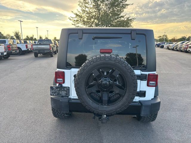 Used 2015 Jeep Wrangler Sport AWD/4WD image 5