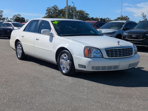 Used 2000 Cadillac De Ville w/ Comfort/Convenience Pkg image 2