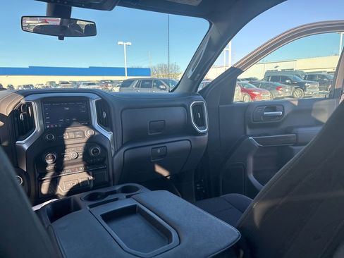 Used 2022 Chevrolet Silverado 1500 LT image 48