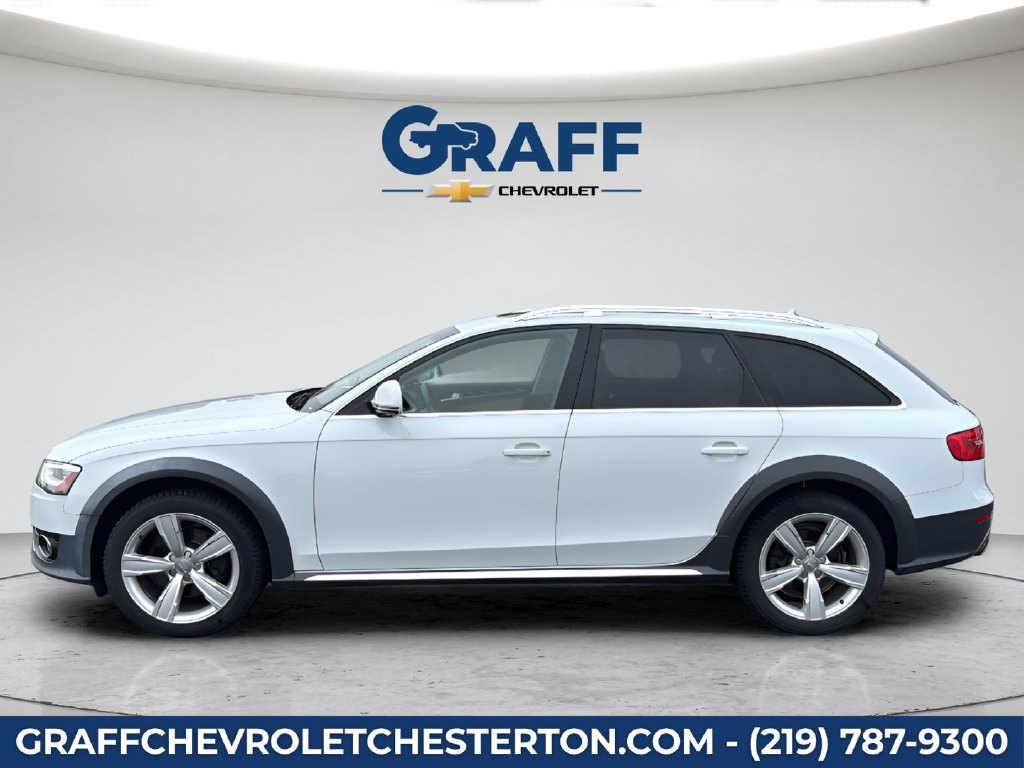 Used 2016 Audi A4 Premium Plus w/ Technology Package AWD/4WD image 3
