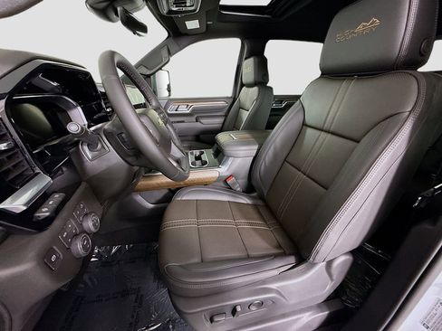 New 2026 Chevrolet Silverado 3500 High Country w/ High Country Premium Package image 21