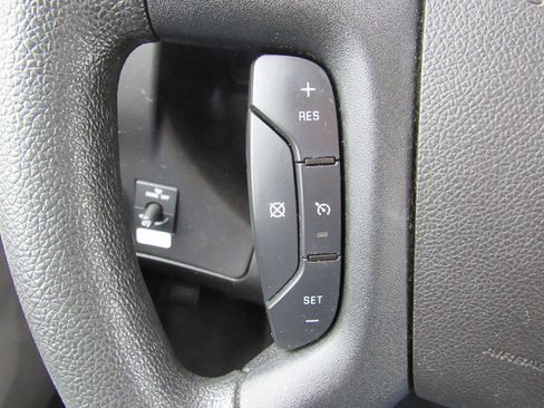 Used 2021 GMC Savana 3500 Extended w/ Power Convenience Package RWD image 31