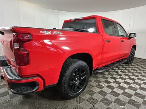 Used 2024 Chevrolet Silverado 1500 Custom AWD/4WD image 2