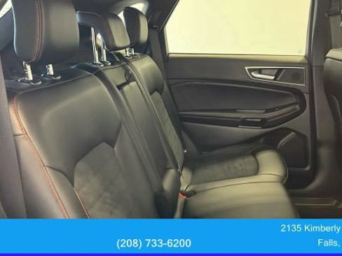 Used 2022 Ford Edge ST-Line w/ Cold Weather Package image 39