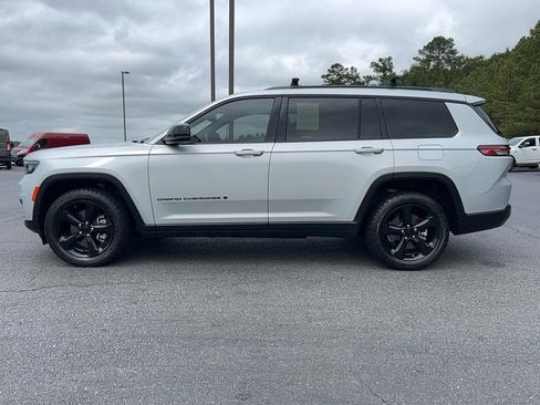 Used 2021 Jeep Grand Cherokee L Laredo AWD/4WD image 8