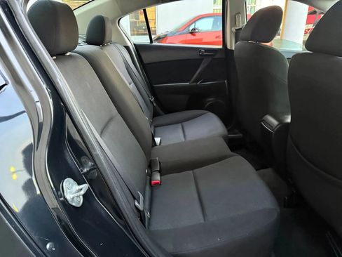 Used 2010 MAZDA MAZDA3 i Sport image 20