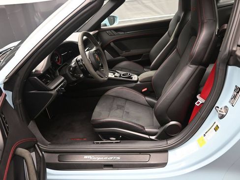 Certified 2024 Porsche 911 Targa 4 GTS AWD/4WD image 8