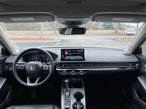 Certified 2024 Honda Civic Touring image 10