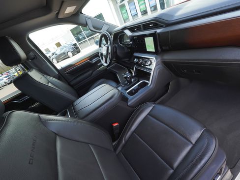 Used 2024 GMC Sierra 1500 Denali w/ Denali Reserve Package image 44