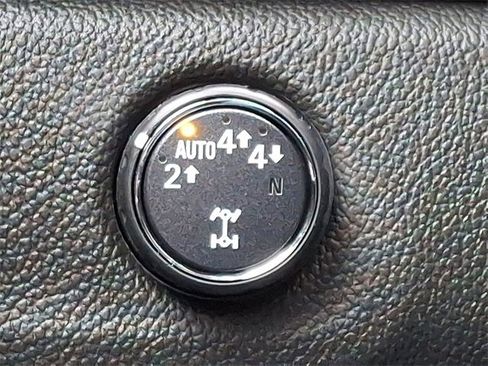 Used 2022 GMC Canyon AT4 image 23