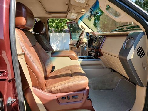 Used 2012 Ford F250 King Ranch w/ FX4 Off Road Pkg image 34