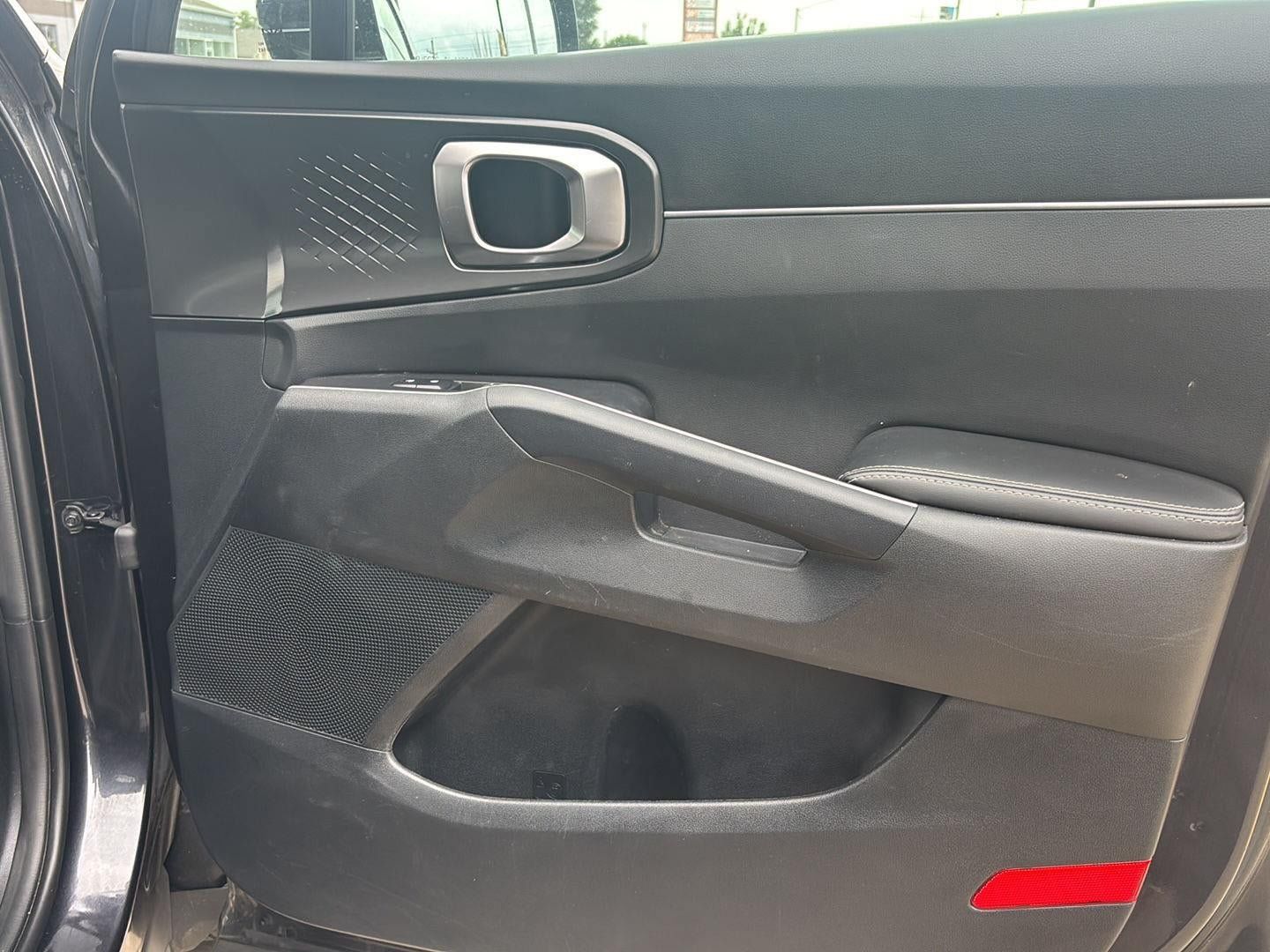 Used 2025 Kia Sorento S AWD/4WD image 26