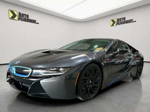 Used 2016 BMW i8 image 9