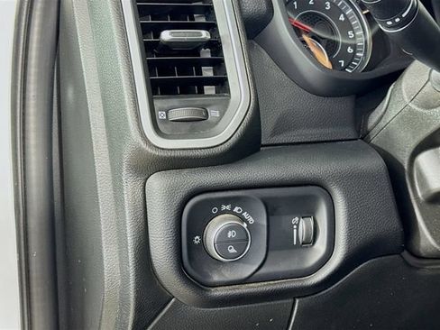 Used 2024 RAM 2500 Big Horn AWD/4WD image 13