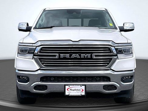 Used 2022 RAM 1500 Laramie AWD/4WD image 3