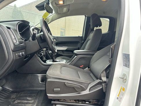 Used 2021 Chevrolet Colorado LT w/ Fleet Safety Package AWD/4WD image 13