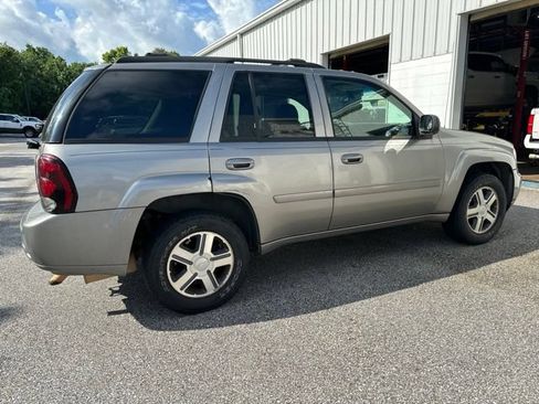 Used 2007 Chevrolet TrailBlazer LT w/ LT Preferred Equipment Group AWD/4WD image 5