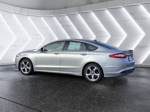 Used 2013 Ford Fusion SE image 6