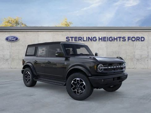 New 2025 Ford Bronco Outer Banks image 7
