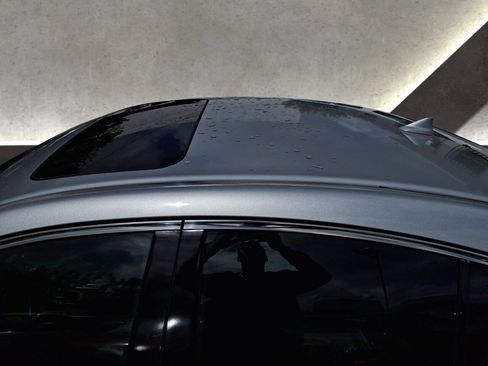 Used 2012 Acura TL w/ Technology Package FWD image 7