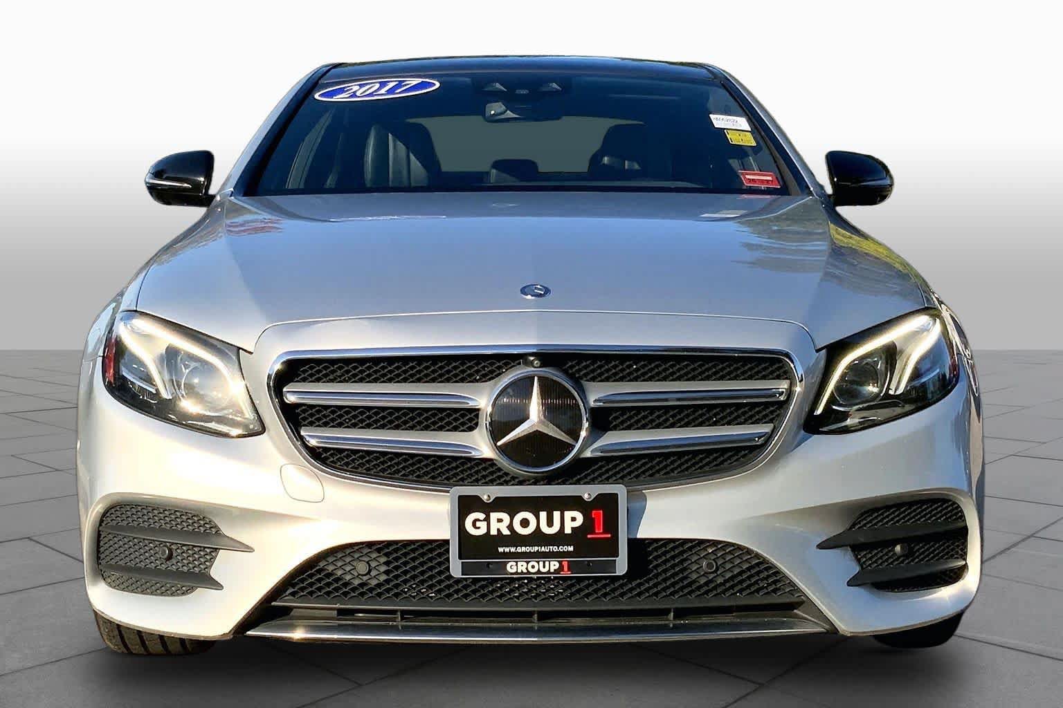 Certified 2017 Mercedes-Benz E 300 4MATIC image 4