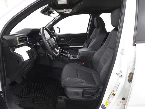 Used 2024 Toyota Tacoma TRD Off-Road AWD/4WD image 20