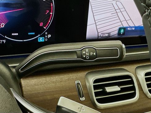 New 2026 Mercedes-Benz GLE 350 4MATIC image 18