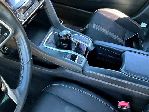 Used 2020 Honda Civic Sport image 12