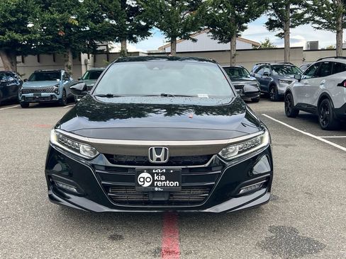 Used 2019 Honda Accord Sport image 4