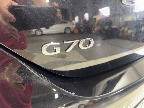 Used 2025 Genesis G70 2.5T image 23
