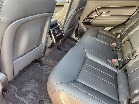 Used 2025 Land Rover Range Rover Sport image 20