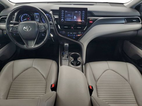 Used 2023 Toyota Camry SE FWD image 14