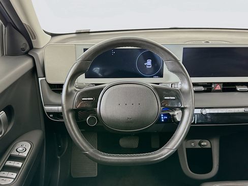 Used 2024 Hyundai Ioniq 5 SEL image 18