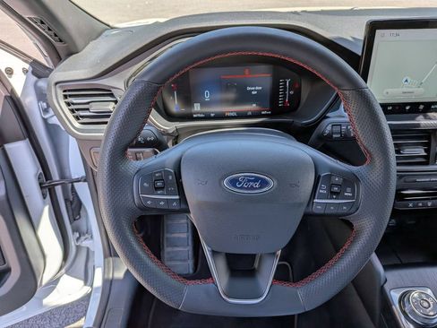 Used 2023 Ford Escape ST-Line w/ Tech Pack #1 AWD/4WD image 10