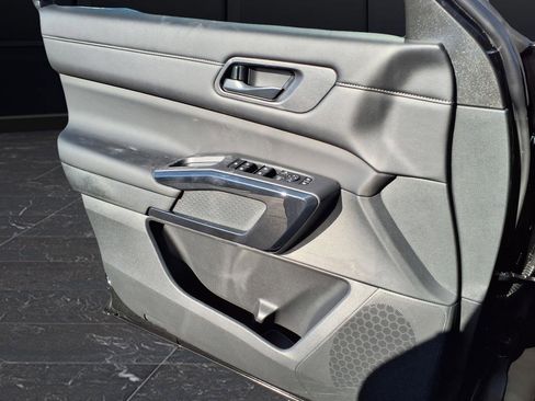 New 2026 Nissan Pathfinder SV image 24