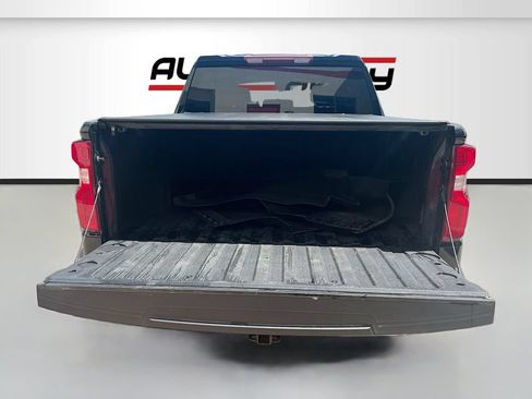 Used 2022 Chevrolet Silverado 1500 RST AWD/4WD image 27