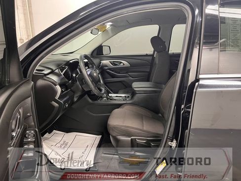 Used 2019 Chevrolet Traverse LS w/ LPO, Black Accent Package AWD/4WD image 28