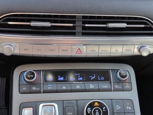 Used 2021 Hyundai Palisade Limited image 26