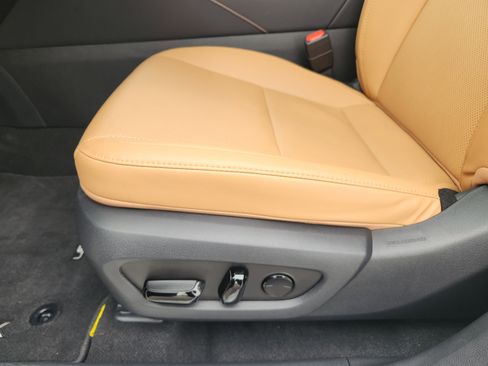 Certified 2025 Lexus RX 350 Premium image 29