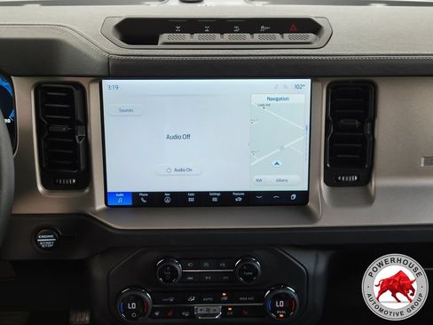 Used 2025 Ford Bronco Outer Banks w/ Sasquatch Package AWD/4WD image 21