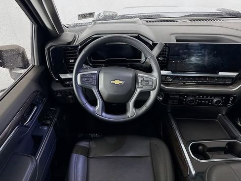 Used 2024 Chevrolet Silverado 3500 LTZ w/ LTZ Premium Package image 26