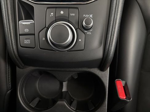 Used 2020 MAZDA CX-5 Touring image 17