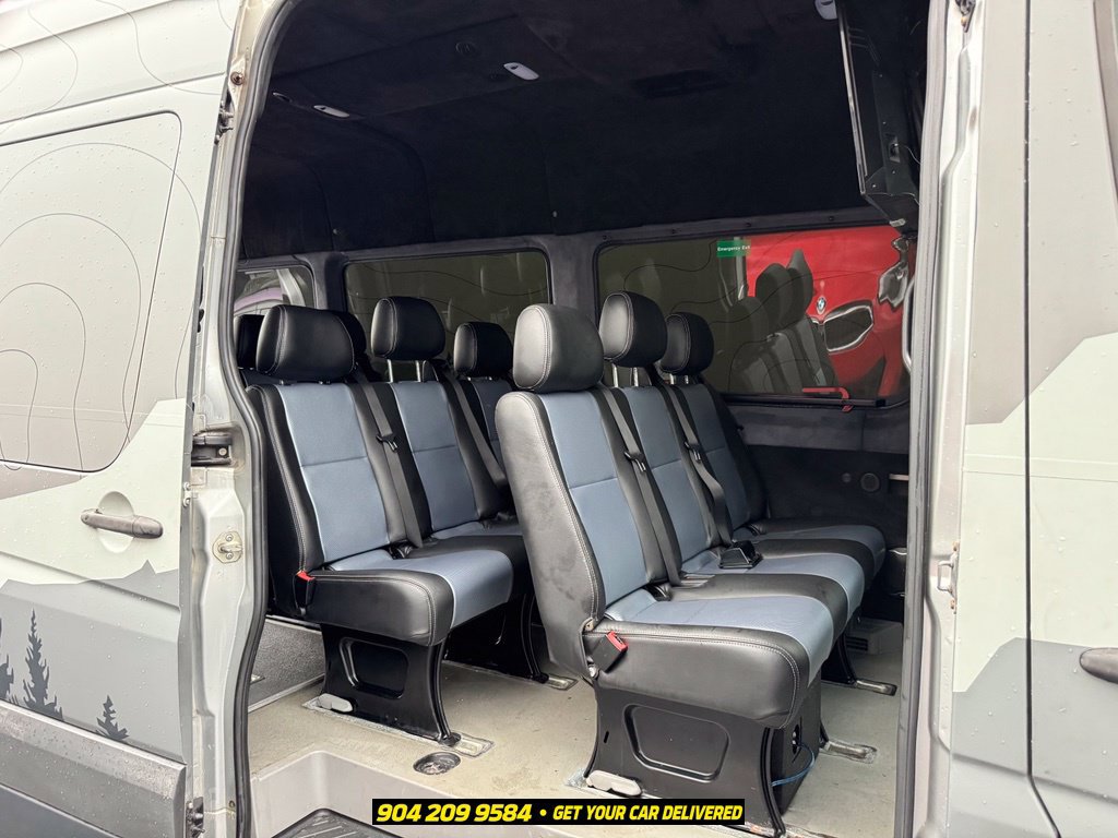 Used 2011 Mercedes-Benz Sprinter 2500 image 20