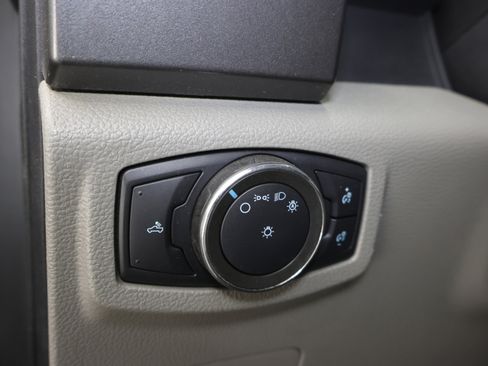 Used 2018 Ford F250 XLT image 40