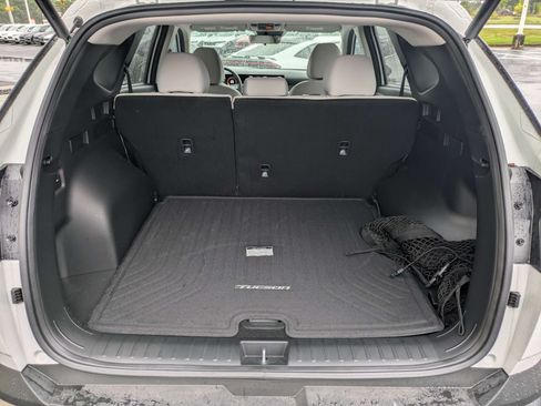 Used 2026 Hyundai Tucson SEL FWD image 18