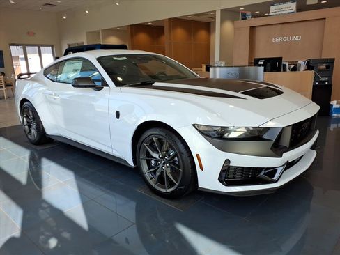 New 2026 Ford Mustang Dark Horse RWD image 3
