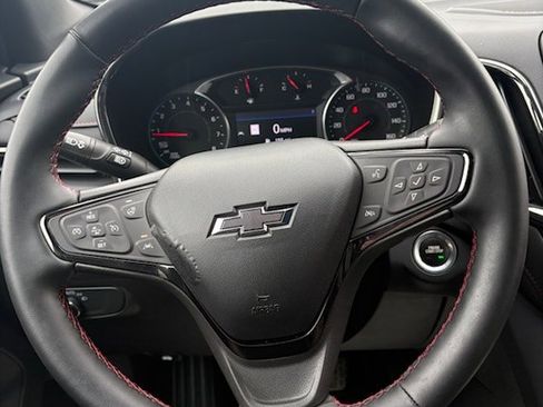 Used 2023 Chevrolet Equinox RS w/ RS Leather Package image 11