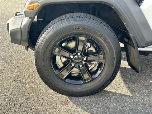 Used 2021 Jeep Wrangler Unlimited Sport image 10